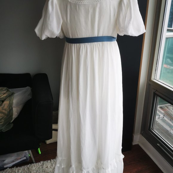 White Regency Dress with Sash - Picture 4 of 4